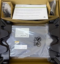 Juniper Networks SRX320 Enterprise Firewall DRAM 4GB Flash Memory 8GB Mini-PIM 2