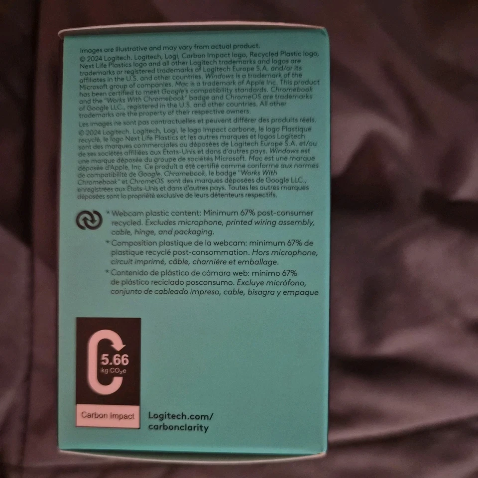 Logitech - C920s Pro 1080 Webcam with Privacy Shutter - Black - Image 4 of 4