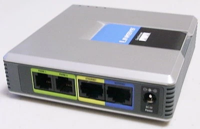 Cisco / Linksys SPA2102 VoIP 2FXS Telefonadapter mit Router (entsperrt) - Bild 1 von 2