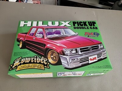 Aoshima 1:24 Lowrider Custom Truck Double Cab Toyota Hilux 1992