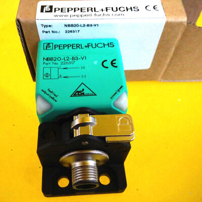 New In Box PEPPERL+FUCHS NBB20-L2-B3-V1 Inductive Proximity Switch