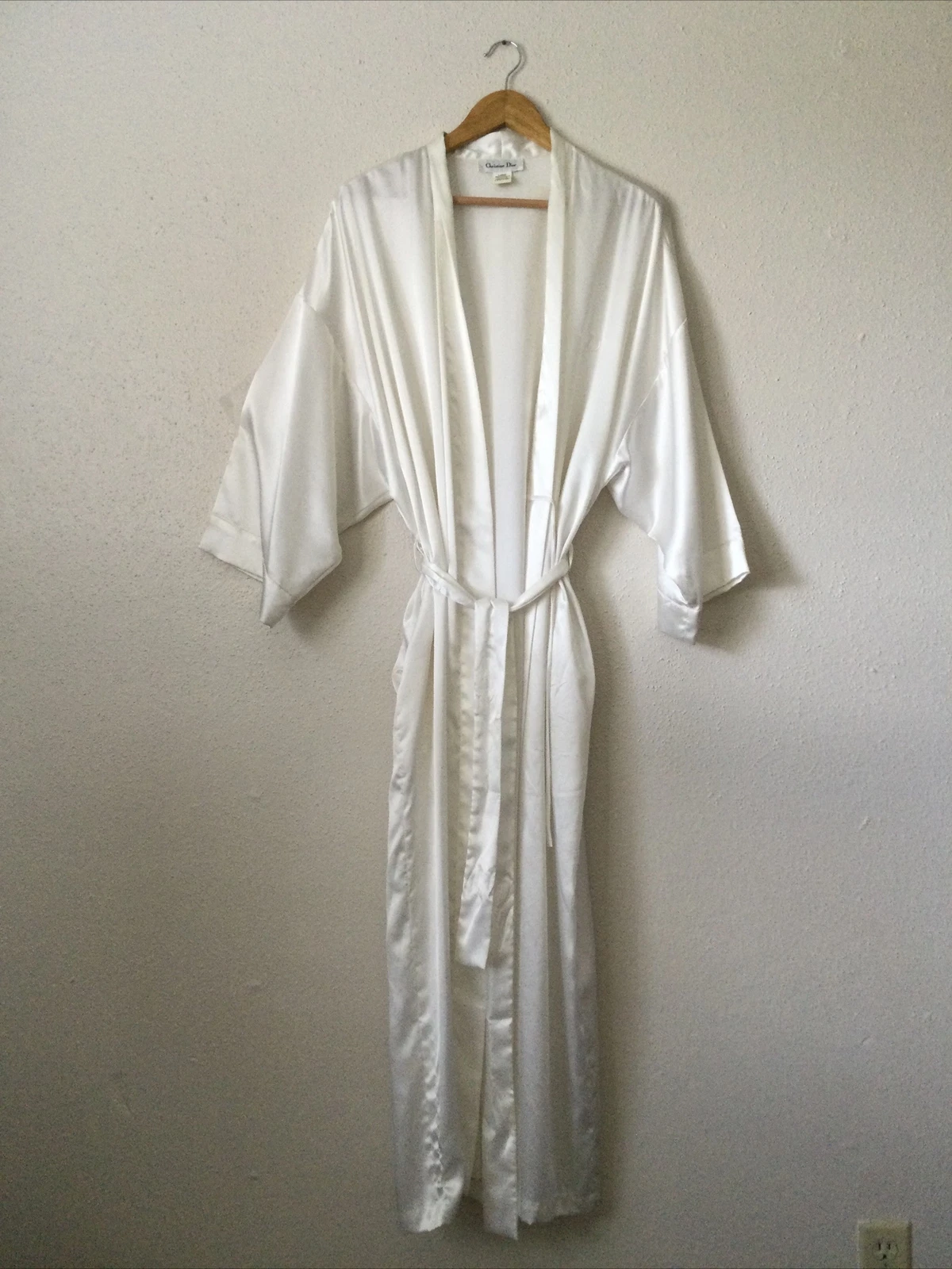 Christian Dior Femme GRANDE Robe Blanche Satin Polyester Robe avec Ceinture Ceinture Ceinture Ivoire