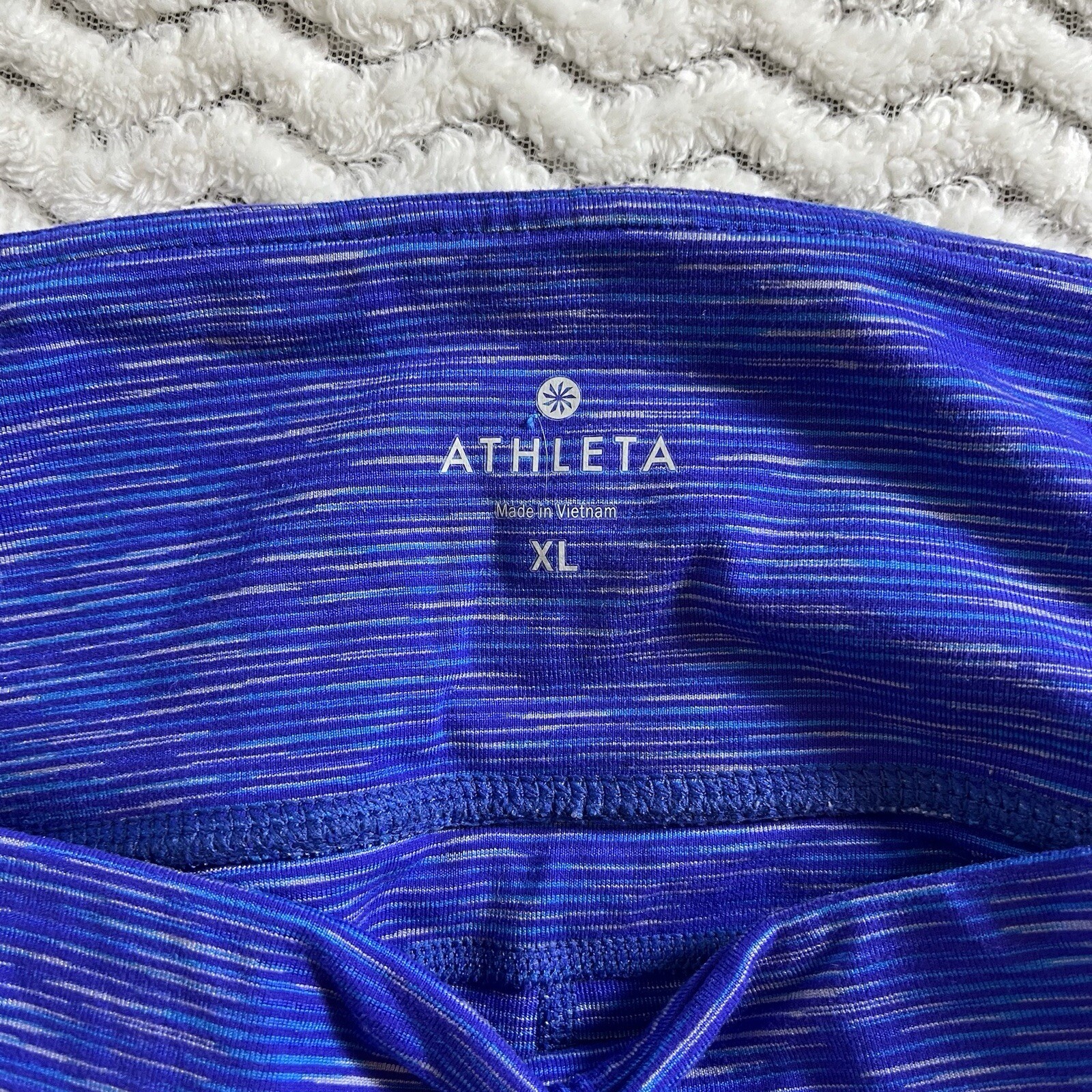 Athleta Blue Pull On Capri Split Hem Leggings Sz … - image 6