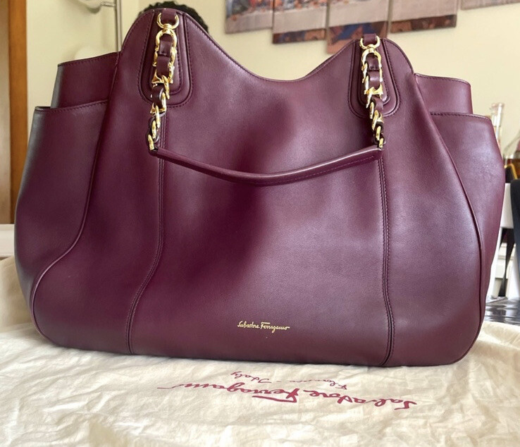 Salvatore Ferragamo MELINDA 黒　ハンドバッグ SALVATORE FERRAGAMO HANDBAGS melinda - shoulder bag/ Pre
