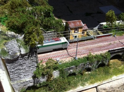 DIORAMA PLASTICO FERROVIARIO art pd 12