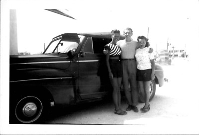 Young Handsome Stud W Sexy Hot Women W Nice Legs Feet ~ 1940s Vintage Photograph