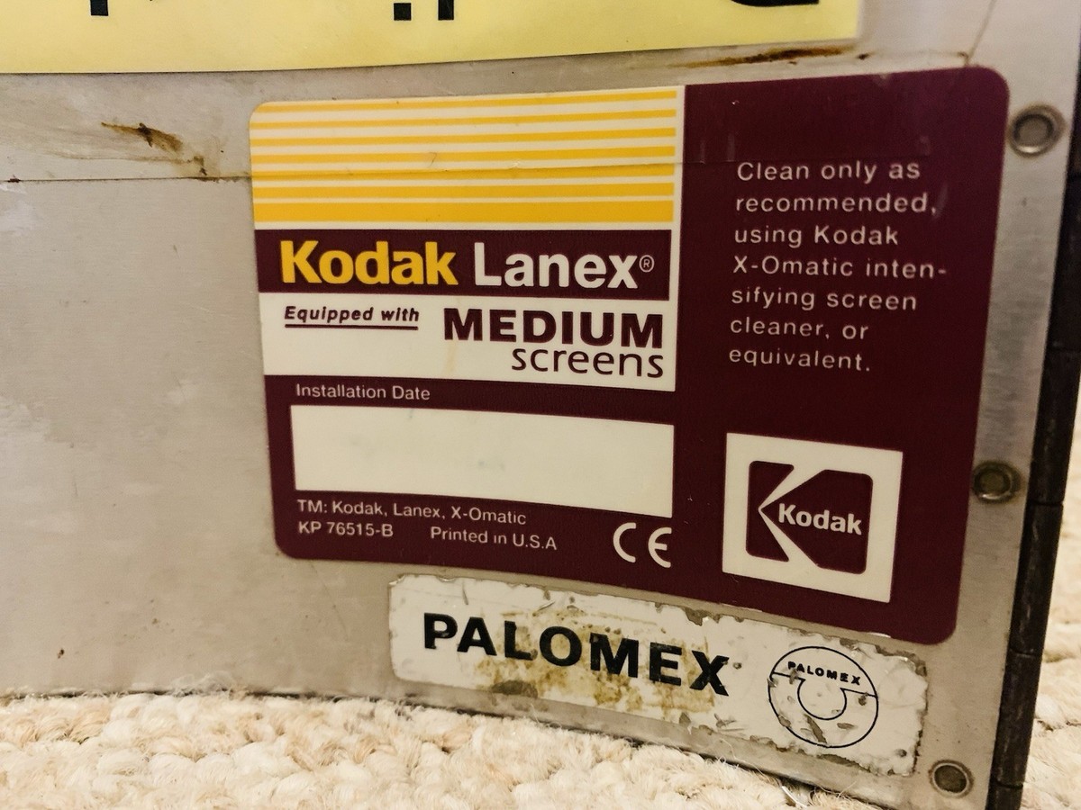 KODAK Lanex®️ Palomex Medium Dental X-ray Cassette w