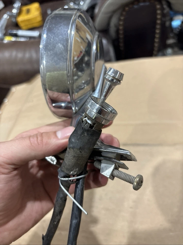 1967 Cadillac Eldorado дистанционное зеркало - Изображение 2 из 4