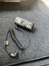 Vello Hot Shoe Adapter Coiled Sync Cord for Canon Camera Black