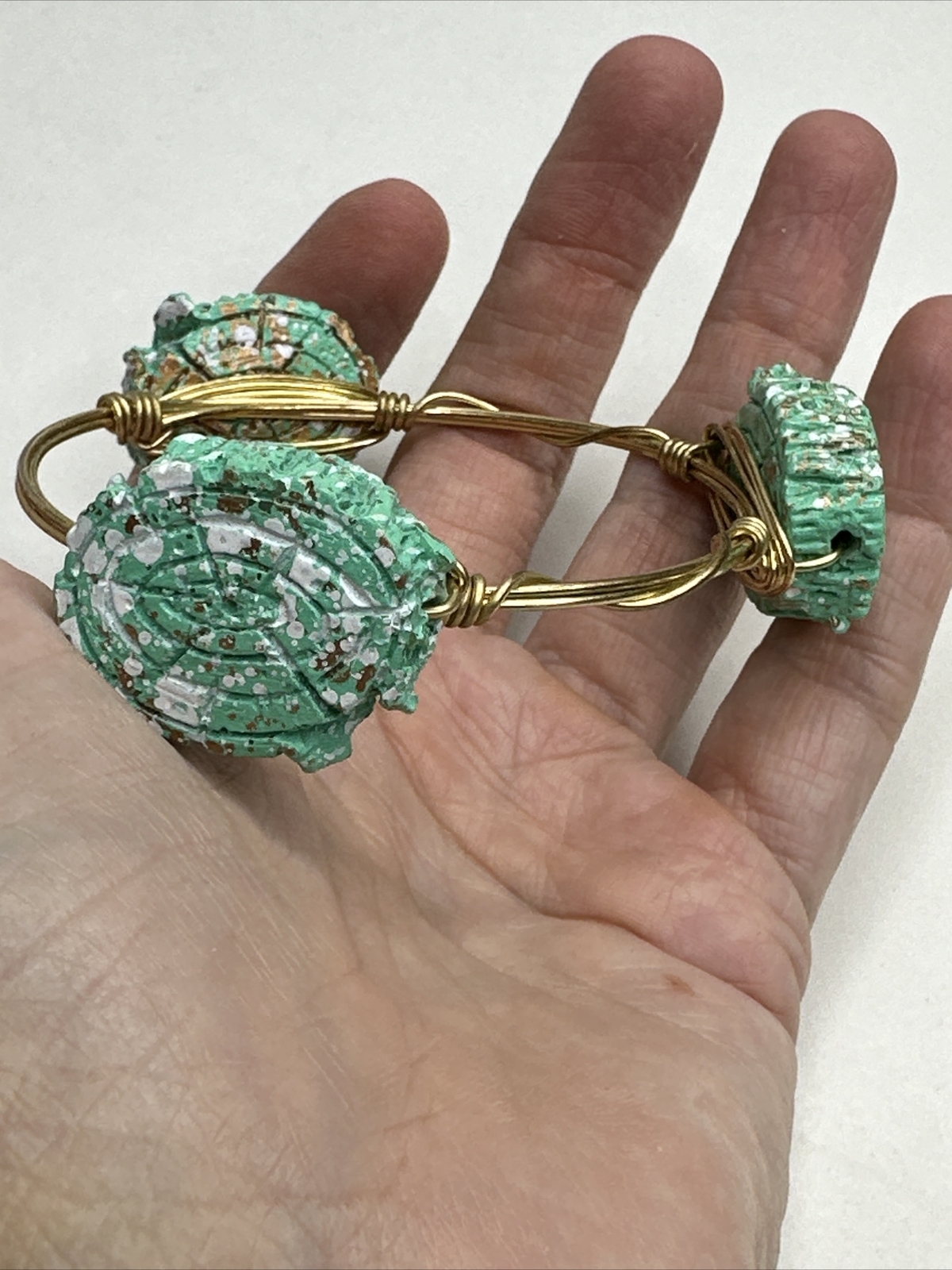 Bangle Bracelet Aqua Blue Resin Speckled Stones Wire Gold Tone Stackable-image