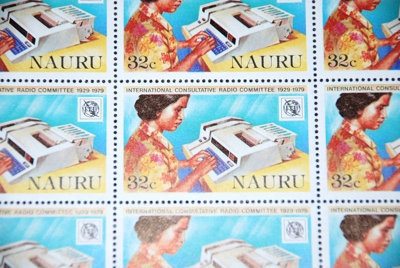 MÁQUINA TELEX NAURU, MNH Hoja Completa de 25 Sc 199 Foto 2 de 2