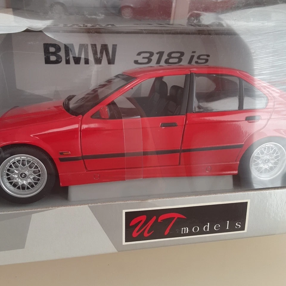 Ut Models 1996 Diecast 1:18 Bmw 318is Red Model 3 Series E36 318 Is Sedan  - Image 3 of 4