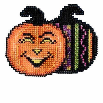 Pumpkin Patch Cross Stitch Ornament Kit Mill Hill MH181622 Autumn Harvest