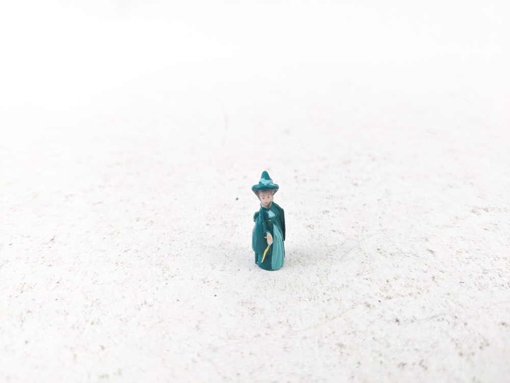 Sleeping Beauty Castle Jakks Pacific Polly Pocket Disney PART - Fauna Figure