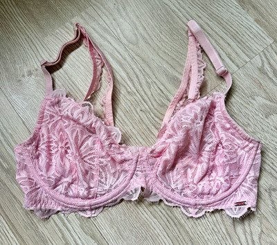 PINK Victoria's Secret PINK Spitzen-BH mit Bügel, Blumenmuster, rosa 80E