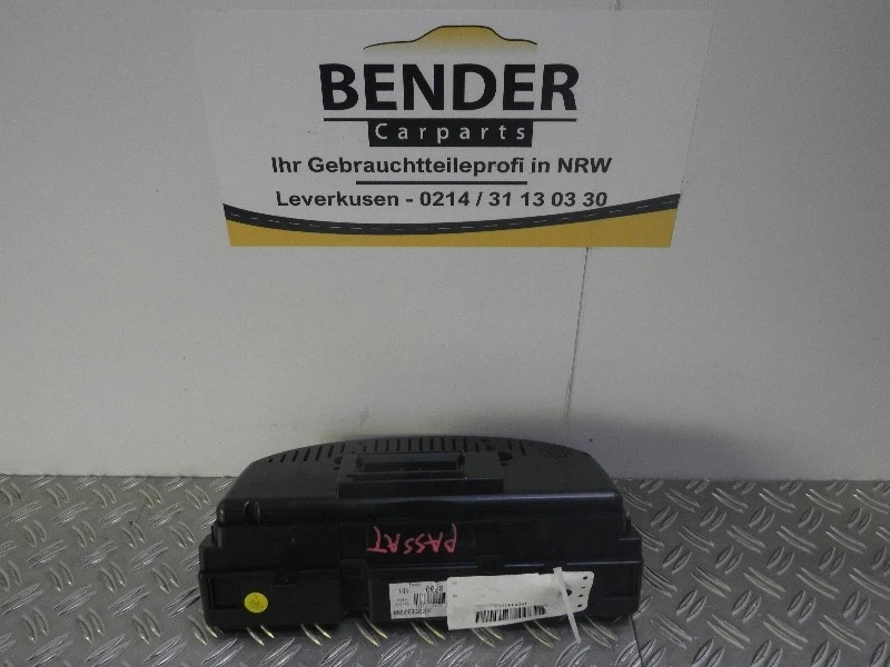 Tacho VW Passat Variant (3C5, B6) 2.0 TDI 103kW 140PS 3C0920870Q Kombiinstrument - Bild 2 von 2