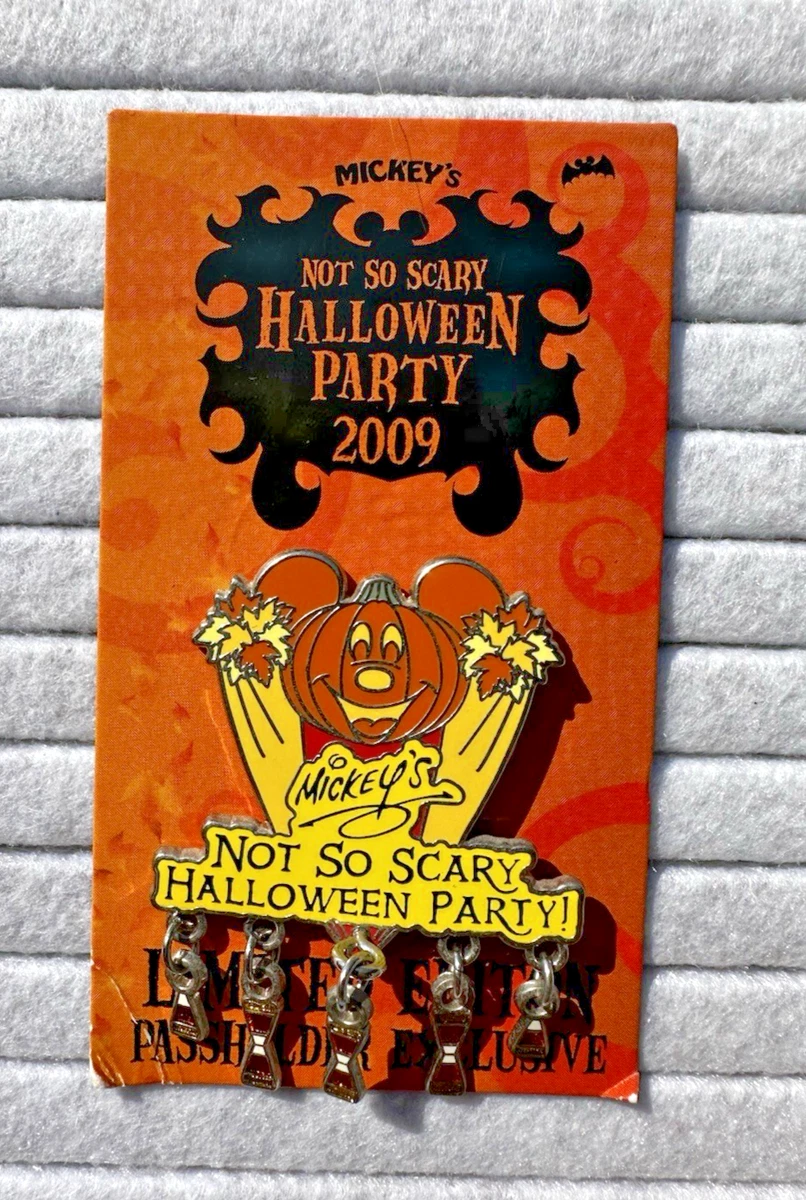Halloween 2009 Walt Disney World Patches & Pins (1968-Now) for