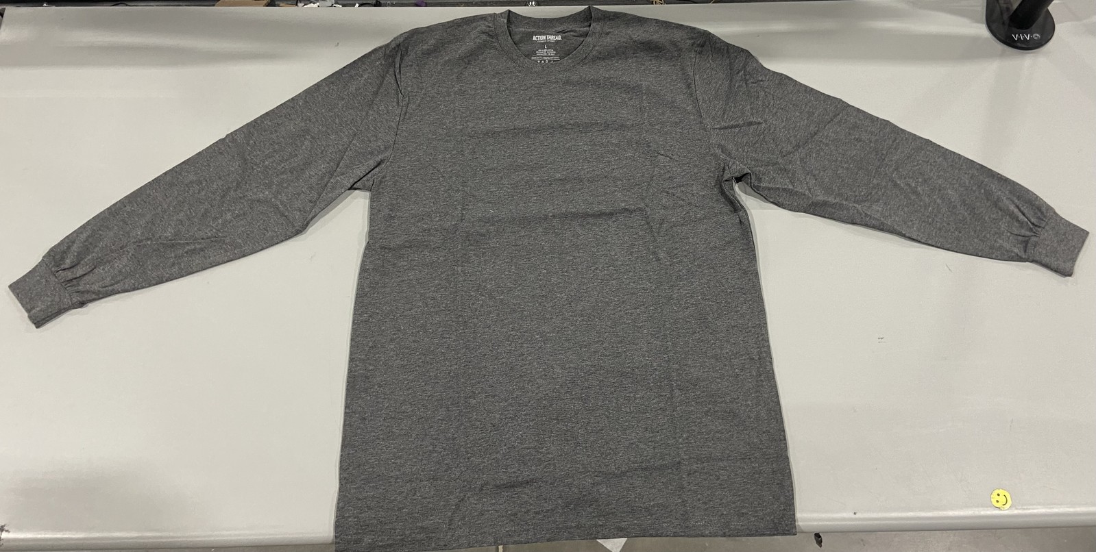 ЛЕГКАЯ МУЖСКАЯ ФУТБОЛКА С ДЛИННЫМ РУКАВОМ ACTION THREAD APARREL - РАЗМЕР: БОЛЬШОЙ - ДРЕВЕСНЫЙ УГОЛЬ