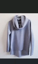  NWOT Woman Longsleeve Hooded Sweater Fleece Inside cotton /polyester size M