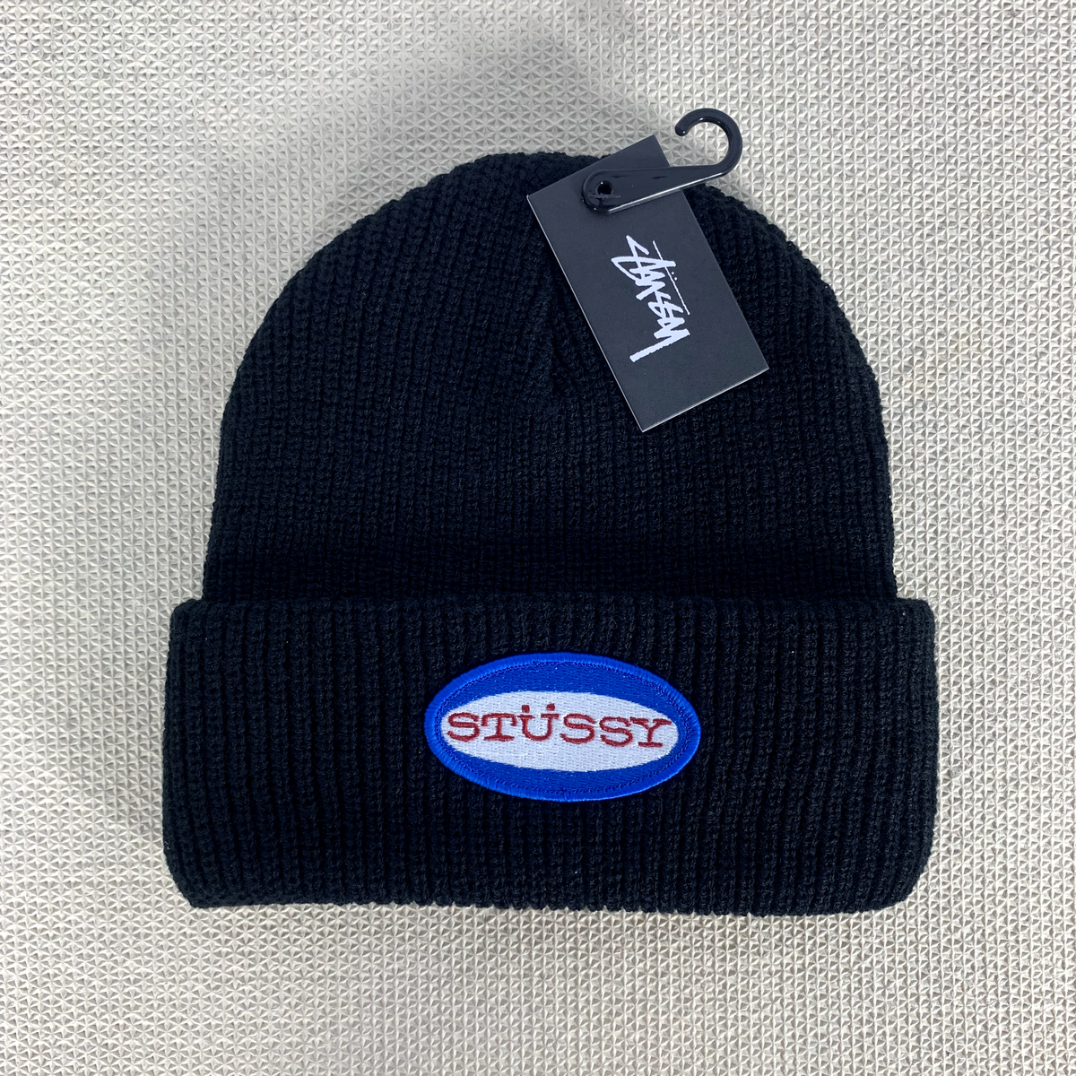 STUSSY OVAL PATCH CUFF BEANIE HAT BLACK OS