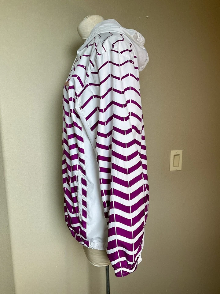 Women’s Adidas Running/Warmup/ Windbreaker Rain jacket Fitness Jog Logo M - Image 3 of 4