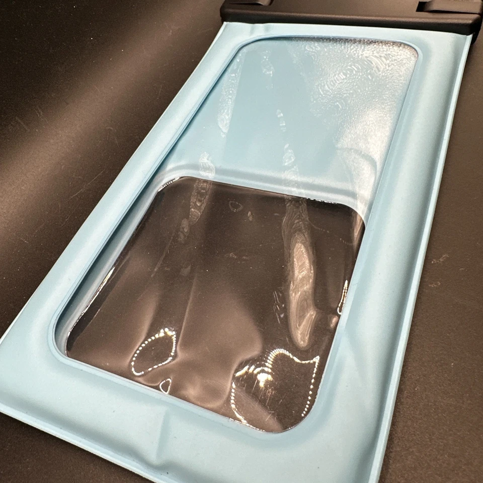 BENT Body Glove Tidal waterproof floating phone pouch Open Box - Image 2 of 4