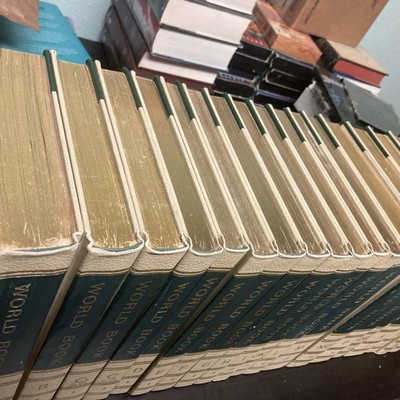 1968 World Book Encyclopedia Complete 20-Volume Set + Yearbooks