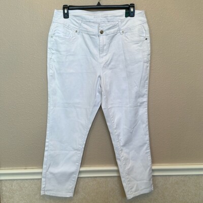 Bamboo plus basic junior white jeans size 20 NEW