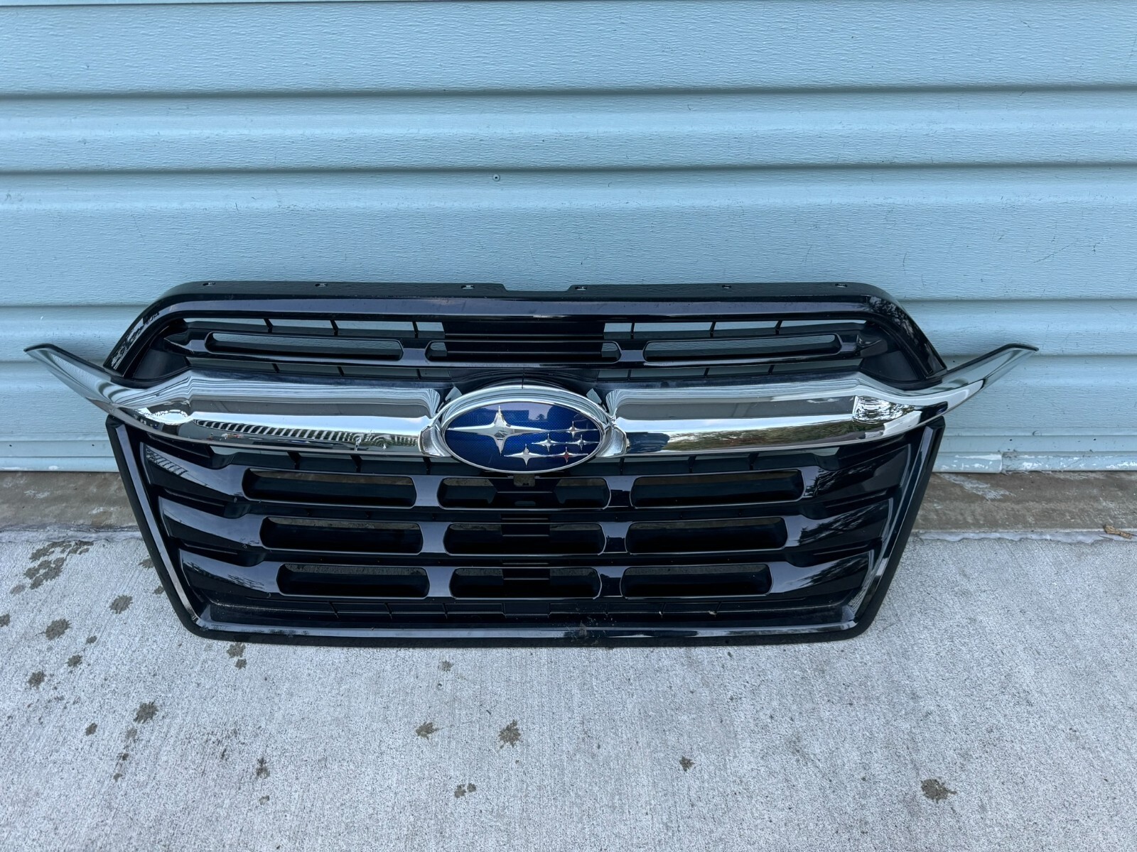 2023 2024 SUBARU ASCENT GRILLE USED OEM