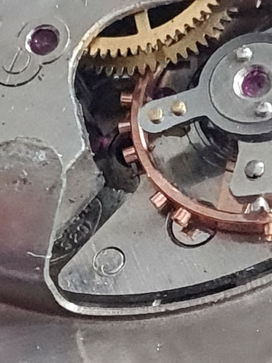 Montre Mécanique Vintage LEM 17 Rubis – Mouvement Manuel, Cadran Beige – Pièce Ancienne
