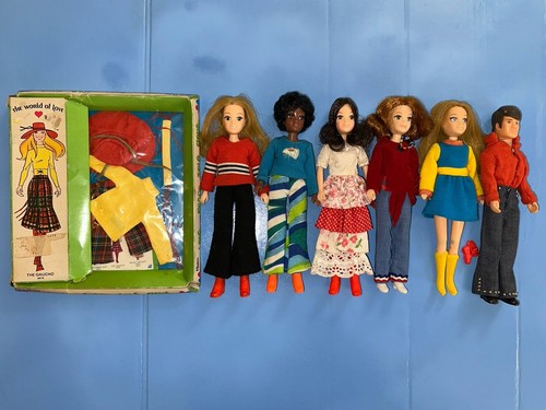 Vintage World Of Love Dolls Hasbro Barbie Lot 2