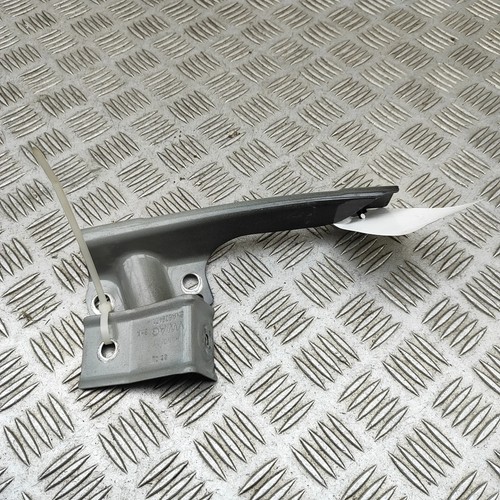 VW TIGUAN AD1 Kotflügelhalter vorne rechts 5NA821430A 2.0 Diesel 110 kW 33518495