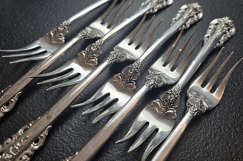Wallace Grande Baroque Sterling Silver 8 Cocktail Seafood Forks Lot B