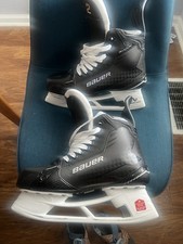 Bauer Supreme Shadow Senior Ice Hockey Size 8.5 Fit 2