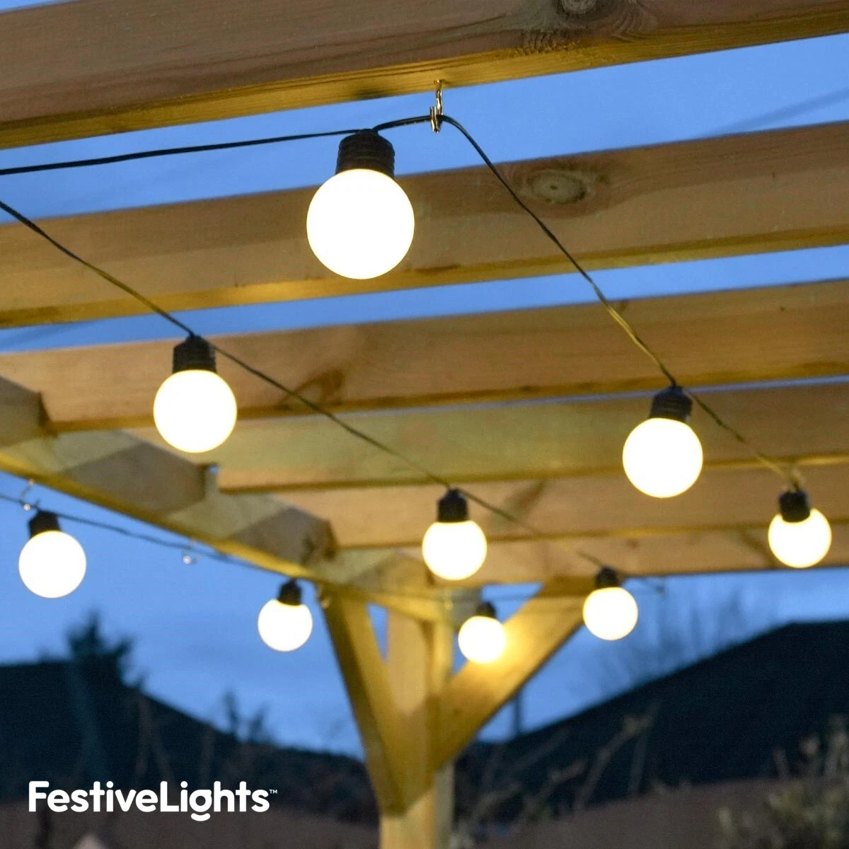 4.5m Battery Power Frosted Festoon Warm White LED Outdoor String Timer Lights