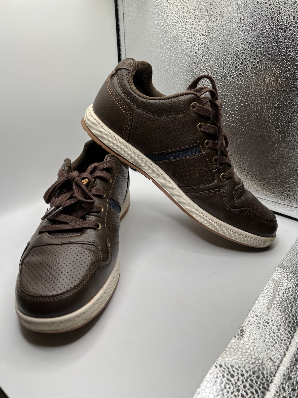 Levi’s Tennis Shoes Sneakers Men’s 9 Brown Leather & … Gem