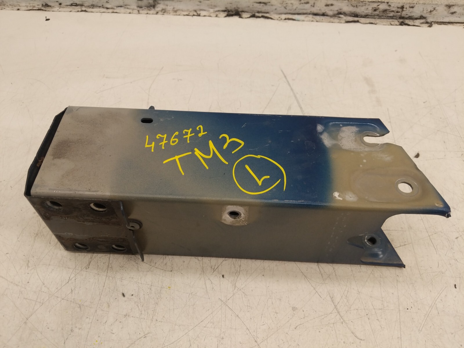 2017-2022 Tesla Model 3 Left Front Driver Side Reinforcement Rail Bracket OEM