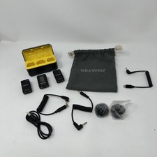 Neewer CM28 Professional Wireless Lavalier Microphone  Charging Case Bag