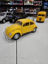 1/18: ROAD TOUGH 1967 VOLKSWAGEN BEETLE YELLOW ON TAN - 🇺🇸 SHIPPED 