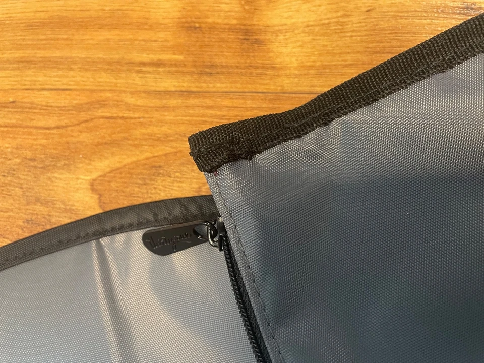 New black chevron Thirty One Canvas Tri Fold Make-up Bag mirror Travel mini tote - Image 2 of 4