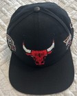 Pro Standard Chicago Bulls Snapback Hat Cap 6x World Champions — photo 1