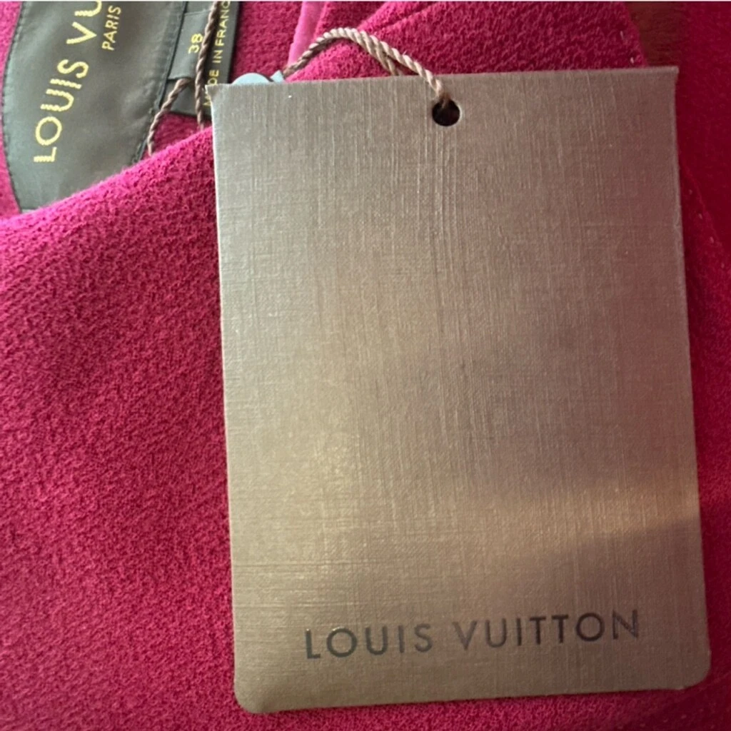 LOUIS VUITTON（LV） Blazer Louis Vuitton lana cropped visone mustela bottoni rosa nuovo con etichette taglia EU38 (US 6)