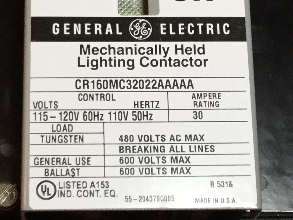 General Electric CR160MC32022AAAAA Mechanically Held Lighting Contactor  - Image 2 of 4