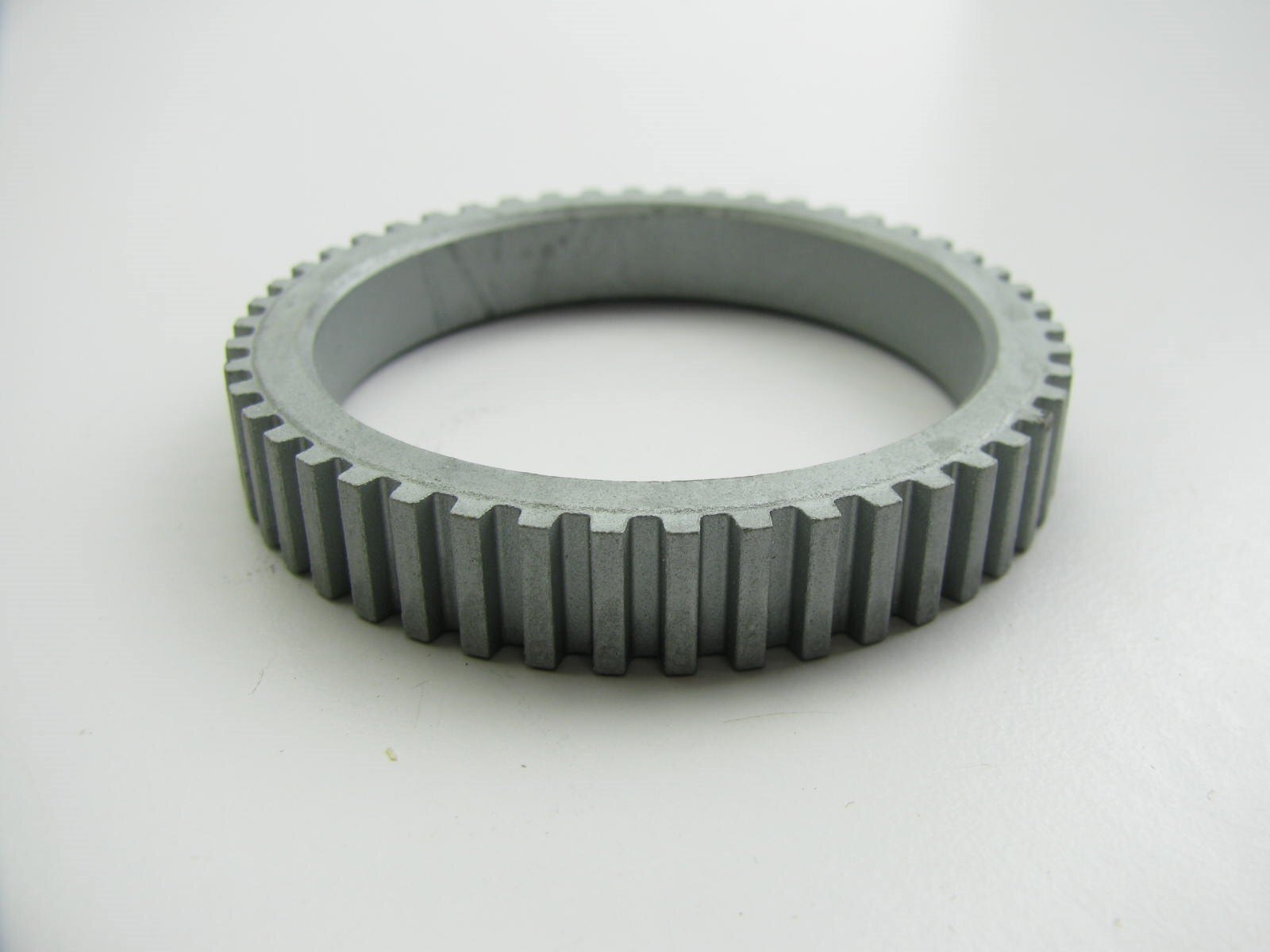 NEW GENUINE REAR ABS Reluctor Ring OEM For 20032006 Kia Sorento