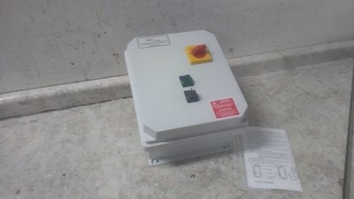 Hoffman VS-CE0203HP 600VAC Maximum Voltage Rating IEC Combination Starter