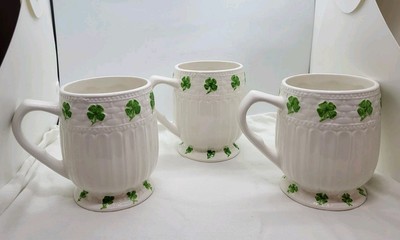 Global Design Connections Kate Williams Shamrock Mugs Set of 3 ~ Excellent!