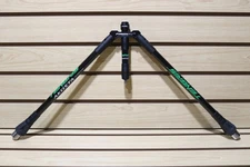 Akusta Archery 10" Tenbris Carbon Stabilizers / Epic V-Bar Kit