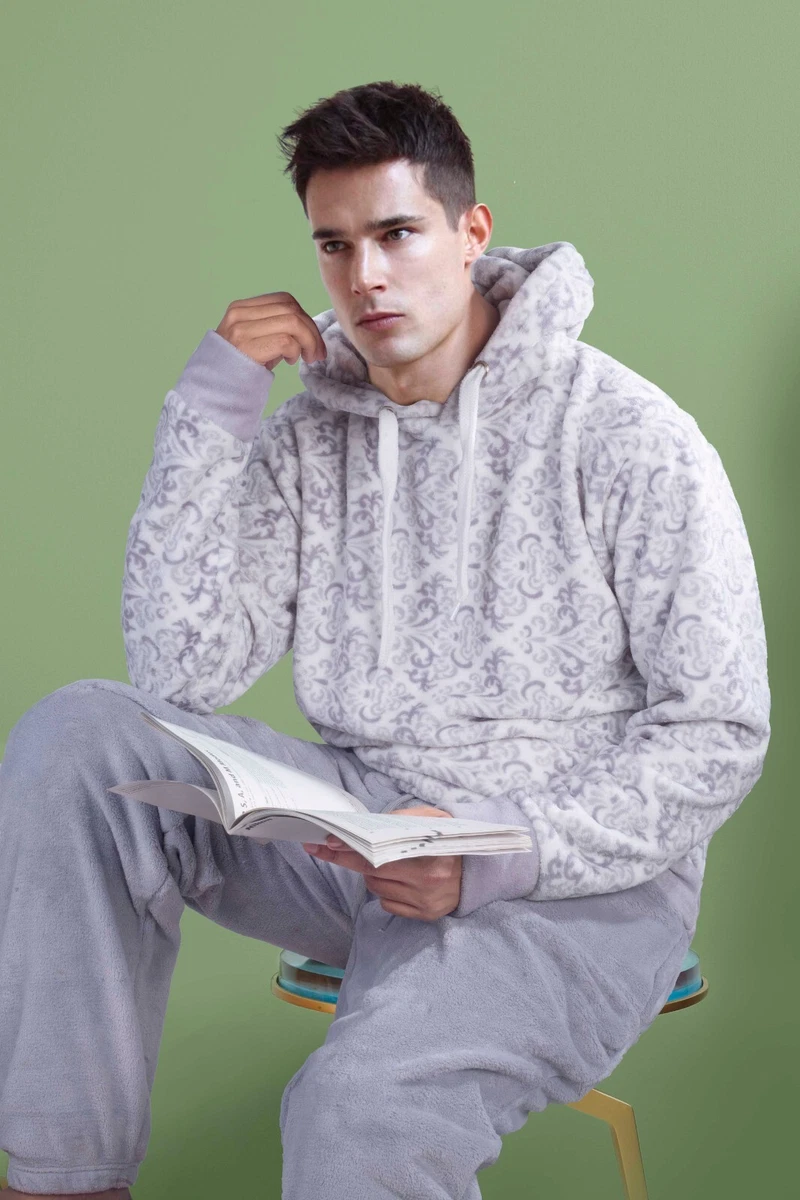 Mens fluffy pyjamas deals