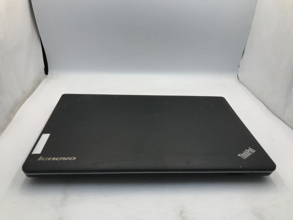 Lenovo ThinkPad Edge E530 Intel i5 3rd Gen. 15" Laptop - BOOTS/BROKEN DISPLAY-MZ - Image 2 of 4