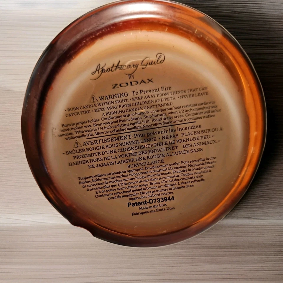 NUEVO tarro de vela perfumada gremio boticario con cúpula de vidrio coñac agotado Foto 3 de 3